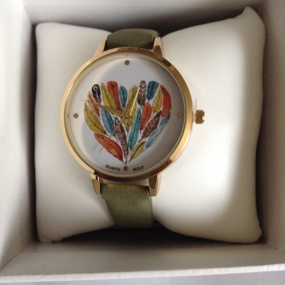 NWB DECREE WOMENS WATCH